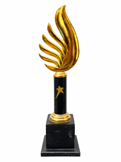 Gold flame trophy, photograph 2